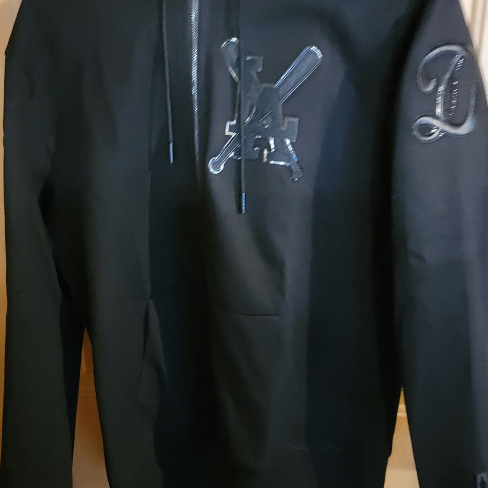 LOS ANGELES DODGERS POPULAR DESIGN BLACKOUT STITCHED LOGOS 2XL FITS LIKE A XL